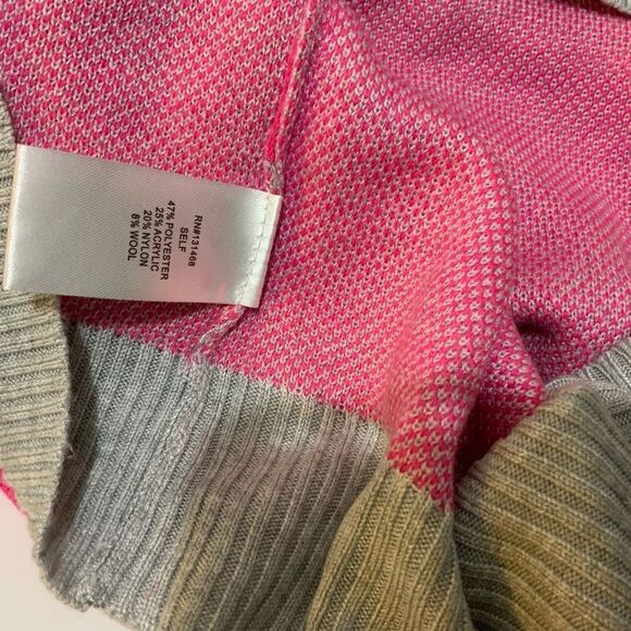 NEW Fate neon pink camo sweater.Super soft light weight size L - Picture 11 of 11